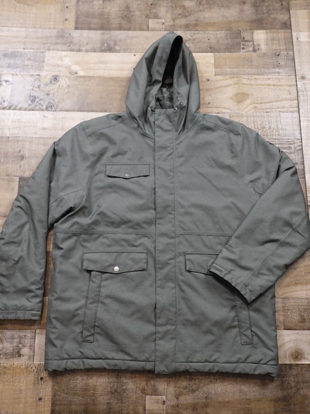 The North Face DryVent Insulated Hooded Parka Men’s XL Sage Green Outdoor Jacket